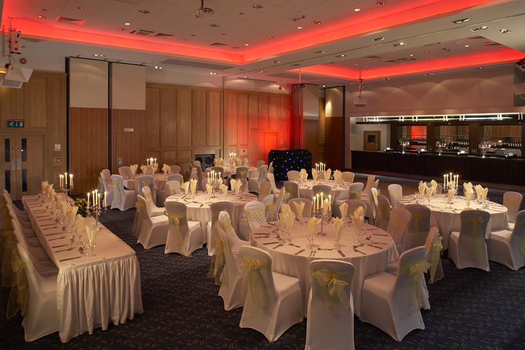 Mandolay Hotel Гілфорд Екстер'єр фото